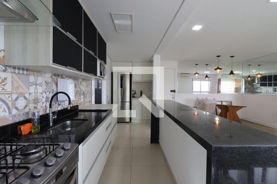 Cozinha de apartamento para alugar com 2 quartos, 91m² em Campestre, Santo André