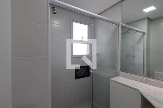 Banheiro da Suíte 1 de apartamento para alugar com 2 quartos, 91m² em Campestre, Santo André