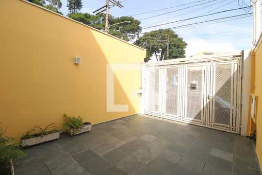 Garagem de casa à venda com 3 quartos, 125m² em Jardim Prudência, São Paulo