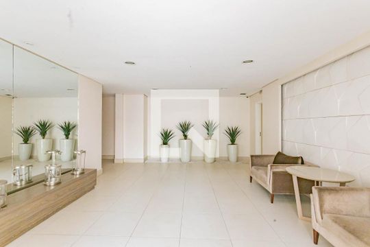 Hall de entrada de apartamento à venda com 3 quartos, 197m² em Vila da Saúde, São Paulo