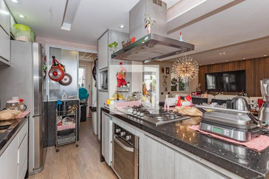 Cozinha de apartamento à venda com 3 quartos, 197m² em Vila da Saúde, São Paulo