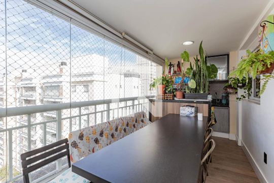 Varanda Sala de apartamento à venda com 3 quartos, 197m² em Vila da Saúde, São Paulo