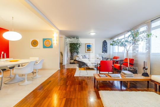 Apartamento à venda com 3 quartos, 190m² em Cerqueira César, São Paulo