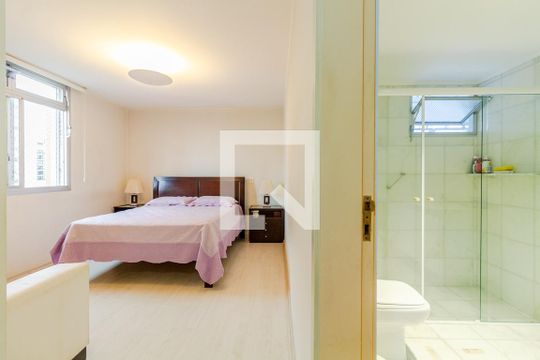 Suíte de apartamento à venda com 3 quartos, 190m² em Cerqueira César, São Paulo