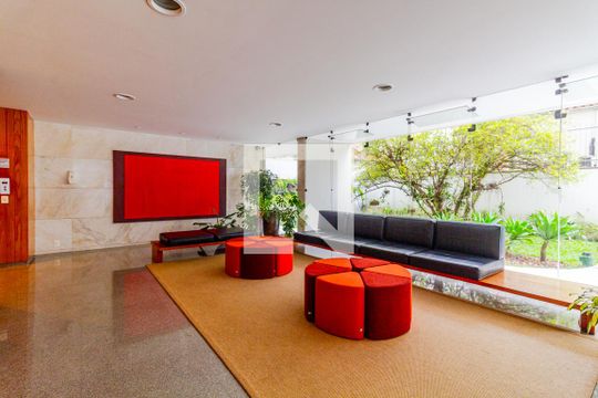 Área comum de apartamento à venda com 3 quartos, 190m² em Cerqueira César, São Paulo
