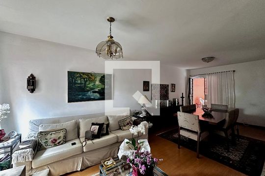 Sala de casa à venda com 3 quartos, 132m² em Brooklin Novo, São Paulo