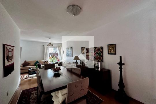Sala de casa à venda com 3 quartos, 132m² em Brooklin Novo, São Paulo