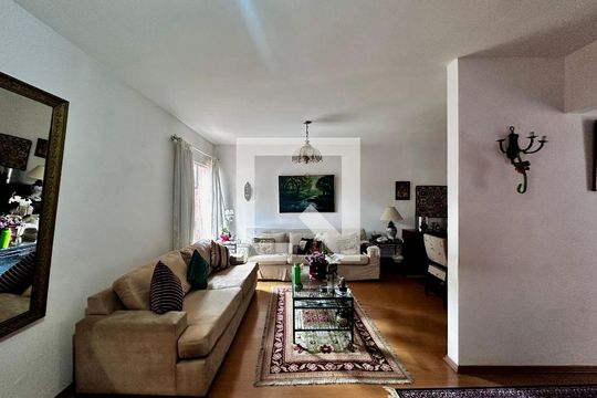 Sala de casa à venda com 3 quartos, 132m² em Brooklin Novo, São Paulo