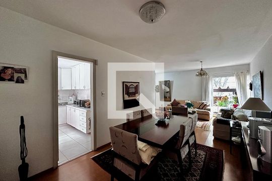 Sala de casa à venda com 3 quartos, 132m² em Brooklin Novo, São Paulo