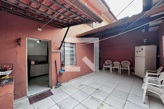 Quintal de casa à venda com 3 quartos, 132m² em Brooklin Novo, São Paulo
