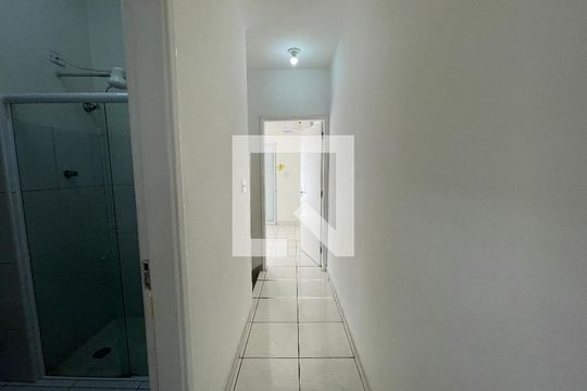 Corredor de casa à venda com 3 quartos, 101m² em Jaguaré, São Paulo
