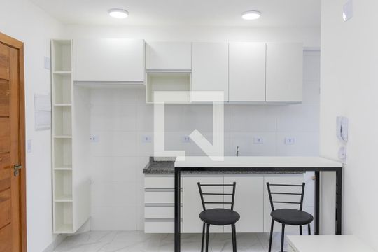 Banheiro de apartamento à venda com 1 quarto, 30m² em Jardim Artur Alvim, São Paulo