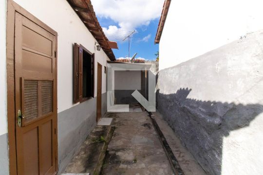 Área externa de casa à venda com 1 quarto, 33m² em Fonseca, Niterói