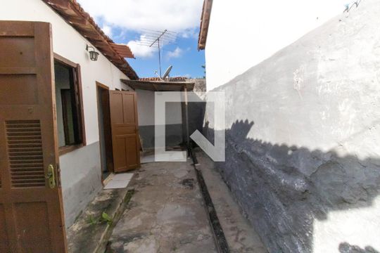 Área externa de casa à venda com 1 quarto, 33m² em Fonseca, Niterói