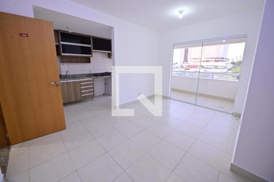 Sala de apartamento para alugar com 2 quartos, 63m² em Parque Amazonia, Goiânia