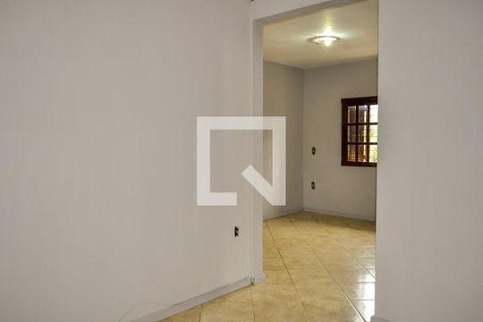 Sala de casa à venda com 3 quartos, 90m² em Vila Nova, Porto Alegre