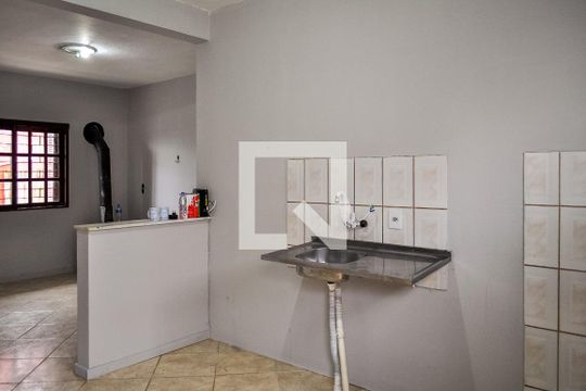 Cozinha de casa à venda com 3 quartos, 90m² em Vila Nova, Porto Alegre