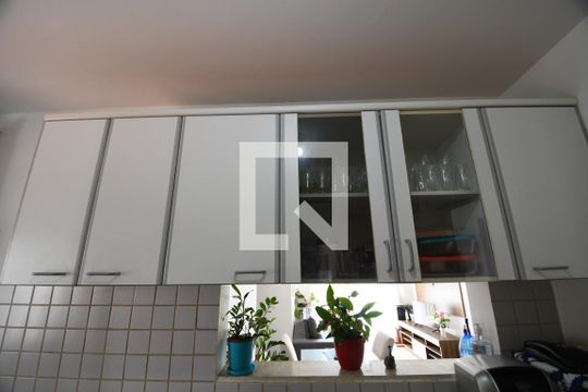 Cozinha de apartamento à venda com 3 quartos, 87m² em Mansões Santo Antônio, Campinas