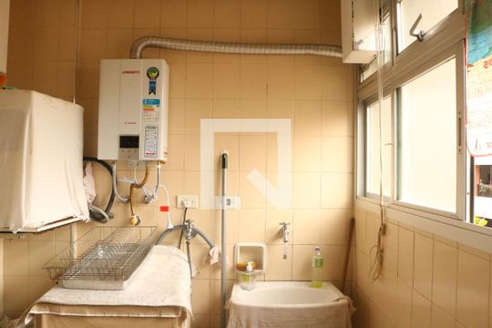 Área de Serviço de apartamento para alugar com 2 quartos, 119m² em Perdizes, São Paulo