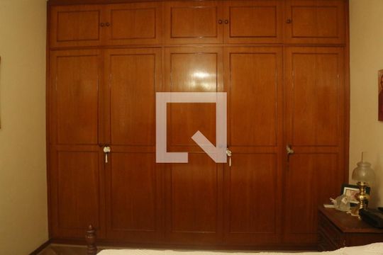Suíte de apartamento para alugar com 2 quartos, 119m² em Perdizes, São Paulo