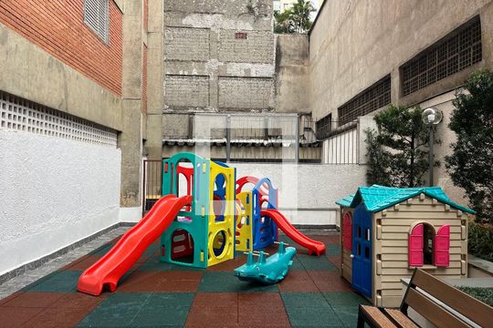 Área comum - Playground de apartamento para alugar com 2 quartos, 119m² em Perdizes, São Paulo