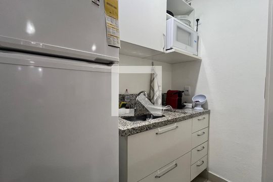 Cozinha de kitnet/studio à venda com 1 quarto, 30m² em Jardim Paulista, São Paulo