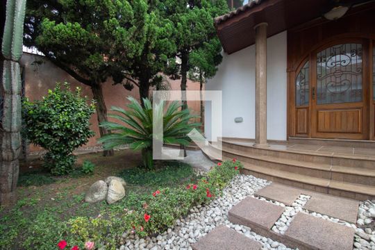 Área comum de casa para alugar com 4 quartos, 400m² em City América, São Paulo