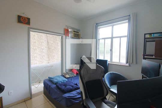 Quarto 1 de apartamento à venda com 2 quartos, 65m² em Higienópolis, Rio de Janeiro