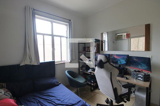 Quarto 1 de apartamento à venda com 2 quartos, 65m² em Higienópolis, Rio de Janeiro