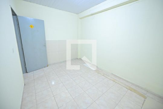 Quarto 2 de casa para alugar com 2 quartos, 80m² em Setor Sul, Goiânia