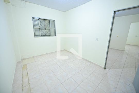 Quarto de casa para alugar com 2 quartos, 80m² em Setor Sul, Goiânia