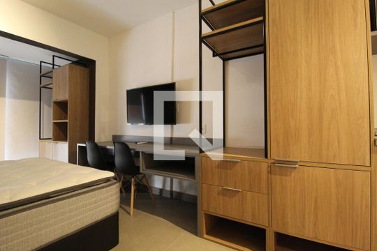 Studio de kitnet/studio para alugar com 1 quarto, 27m² em Moema, São Paulo