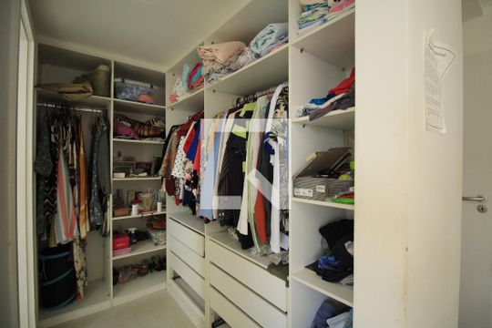 Suíte 3 de apartamento para alugar com 4 quartos, 140m² em Cabula, Salvador