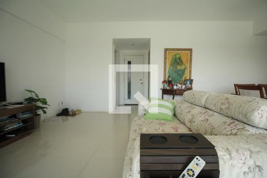 Sala de apartamento para alugar com 4 quartos, 140m² em Cabula, Salvador