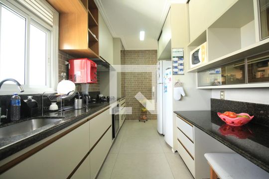 Cozinha e Área de Serviço de apartamento para alugar com 4 quartos, 140m² em Cabula, Salvador