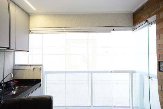 Varanda gourmet de apartamento à venda com 2 quartos, 61m² em Liberdade, São Paulo