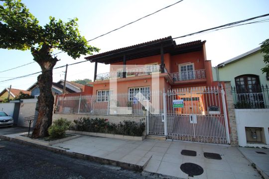 Fachada de casa de condomínio à venda com 5 quartos, 350m² em Freguesia (jacarepaguá), Rio de Janeiro