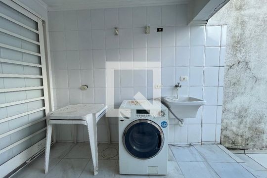 Área de Serviço de casa de condomínio para alugar com 2 quartos, 80m² em Jardim Alvorada (zona Oeste), São Paulo