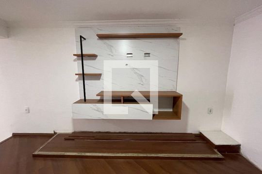 Sala 2 de casa de condomínio para alugar com 2 quartos, 80m² em Jardim Alvorada (zona Oeste), São Paulo