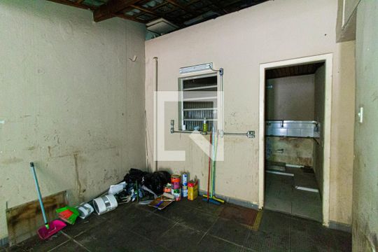 Área de Serviço de casa à venda com 4 quartos, 260m² em Vila Romana, São Paulo