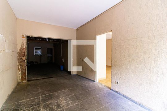 Garagem de casa à venda com 4 quartos, 260m² em Vila Romana, São Paulo
