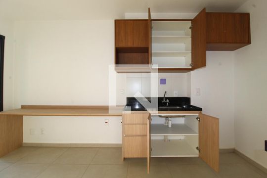 Sala/Cozinha de apartamento para alugar com 1 quarto, 26m² em Vila Olímpia, São Paulo