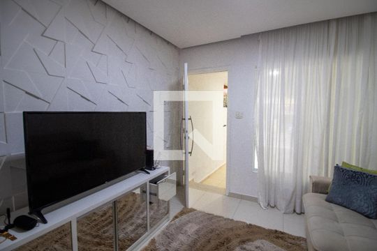 Sala de casa à venda com 2 quartos, 103m² em Jardim Trussardi, São Paulo