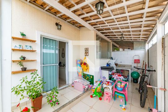 Varanda da Sala de casa de condomínio à venda com 3 quartos, 143m² em Cabral, Contagem