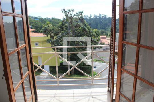 Sacada de casa de condomínio para alugar com 3 quartos, 120m² em Jardim Nova Coimbra, Cotia