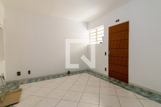 Sala de apartamento para alugar com 1 quarto, 47m² em Centro, Campinas