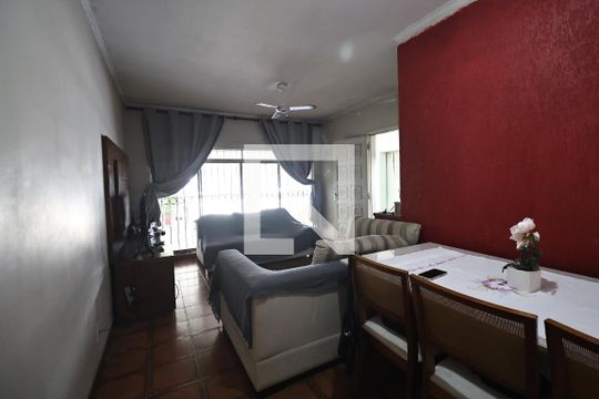 Sala de casa à venda com 3 quartos, 176m² em Santa Maria, Santo André