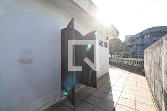 Varanda suite de casa à venda com 3 quartos, 176m² em Santa Maria, Santo André