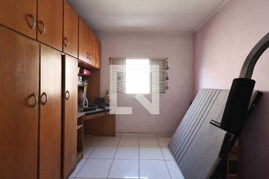 Quarto 1 de casa à venda com 3 quartos, 176m² em Santa Maria, Santo André