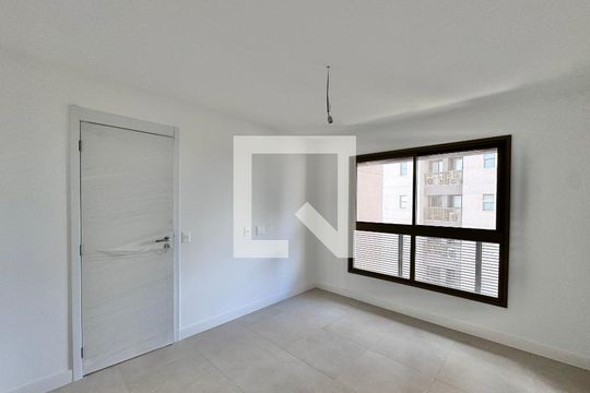 Quarto 1 de apartamento à venda com 4 quartos, 188m² em Barra da Tijuca, Rio de Janeiro